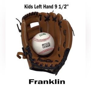 FRANKLIN Kids’ 9 1/2” Left Hand Fielder’s Mitt, Hand-Formed Pocket w/Ball, #4609